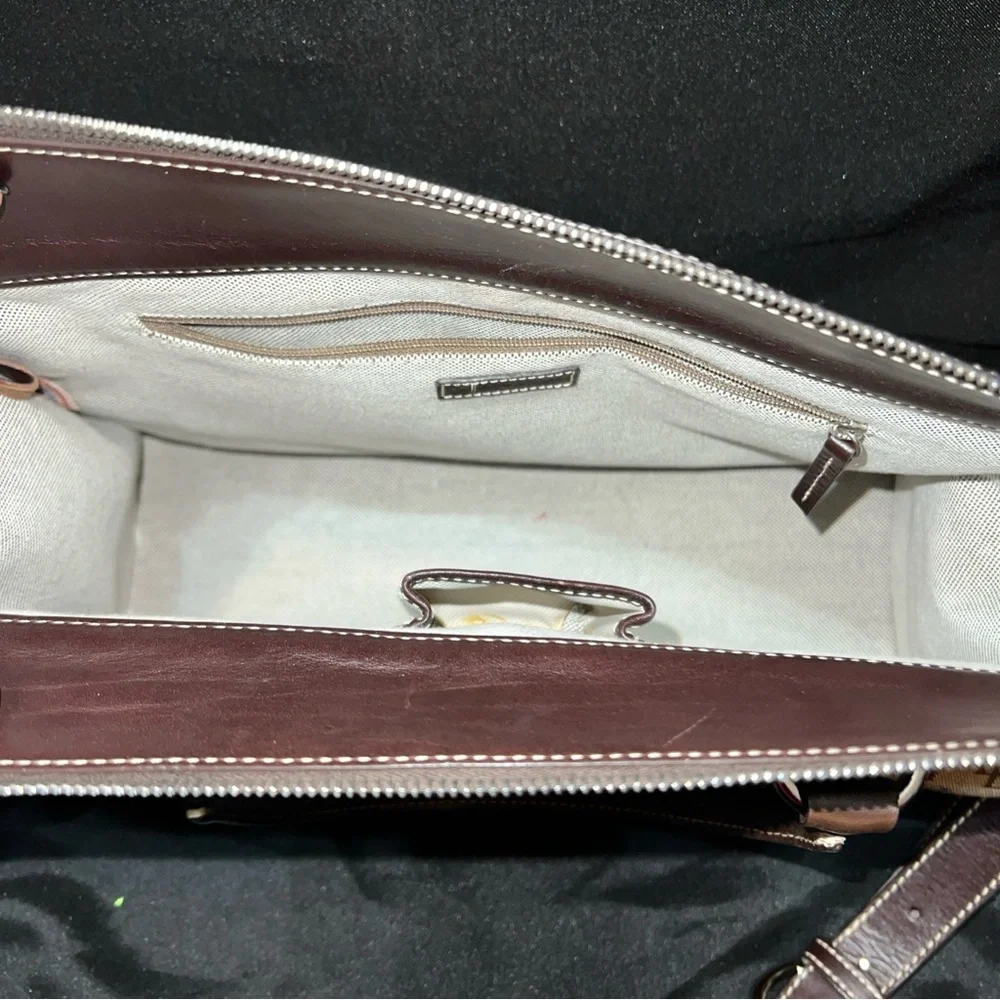 Dooney and Bourke brown leather trim crossbody signature bag - Picture 4 of 10